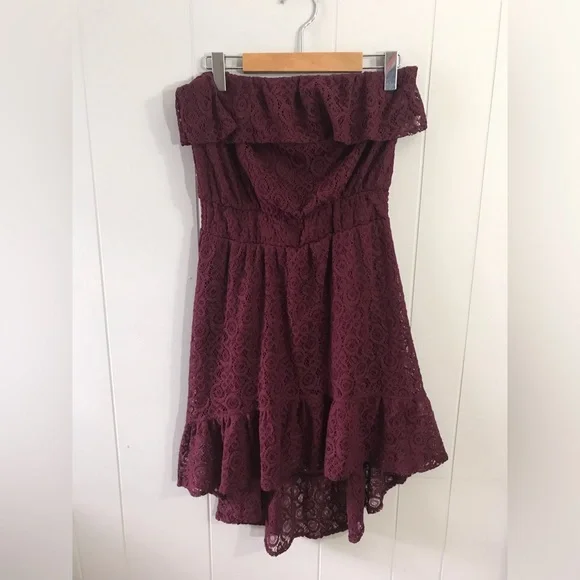 Dynamite Size M Strapless Waterfall Dress - Picture 2 of 5